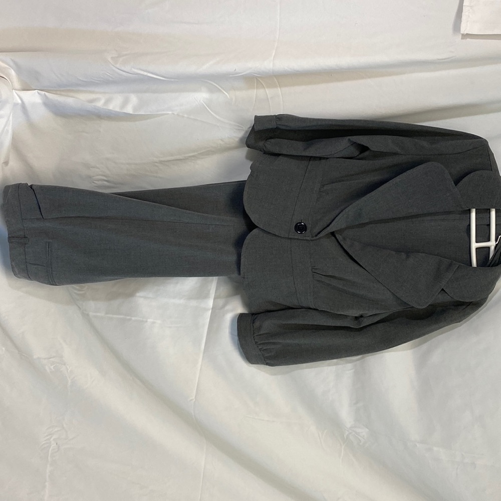 Grey pantsuit and jacket